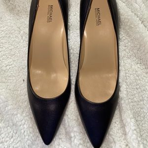 Black Leather Michael Kors Pumps Size 12